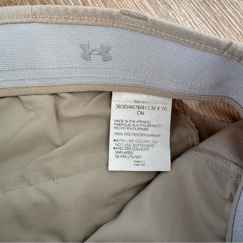 Under Armour air vent tan pants golf - Picture 6 of 8